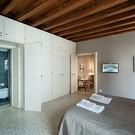 Apartament San Maurizio Wenecja